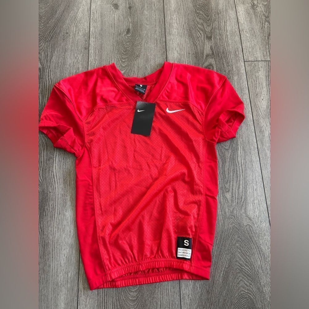 Nike boys football practice shirt